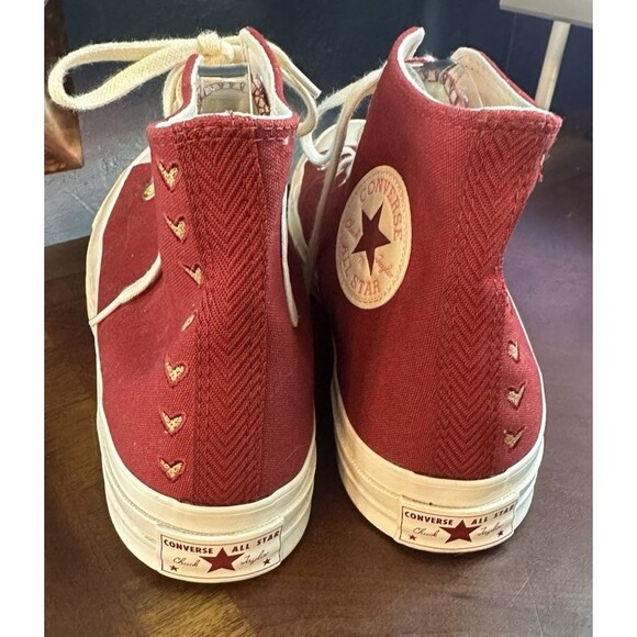 Size 11 - Converse Chuck Taylor All Star High Embroidered Hearts - Cherry... - Picture 2 of 11